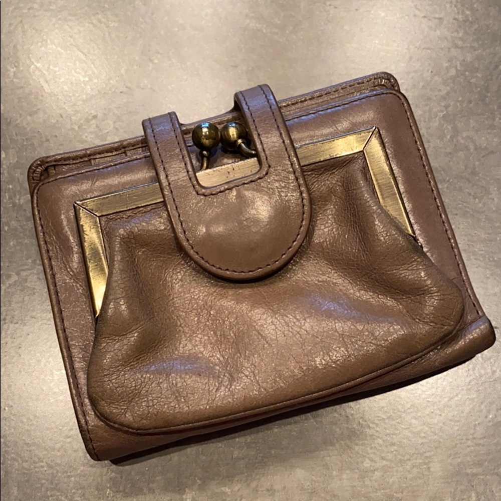 Small Hobo Magnetic Wallet